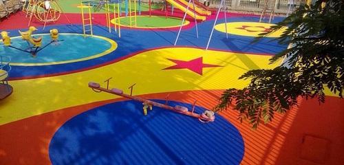 Rubber flooring for playgrounds